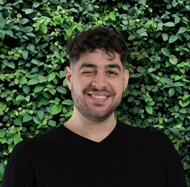 Giannis Halvatzakis winking